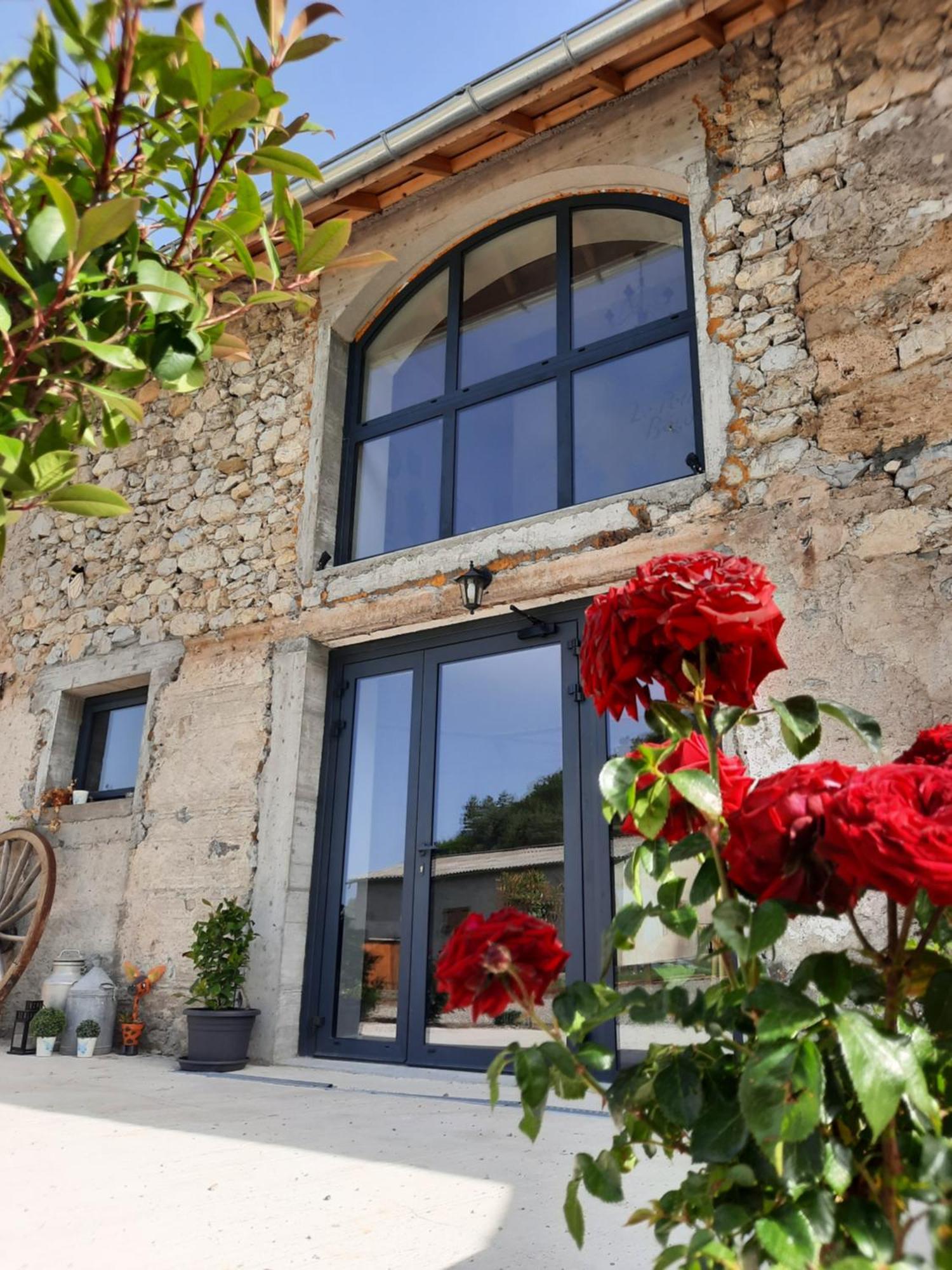 Le Petit Begou Bed & Breakfast Saint-Auban-d'Oze Ngoại thất bức ảnh